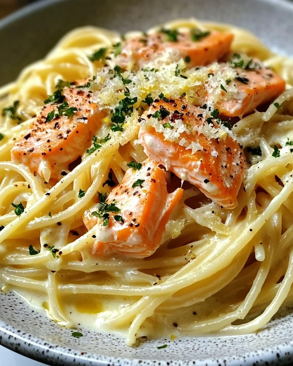 Zitronen Lachs Pasta